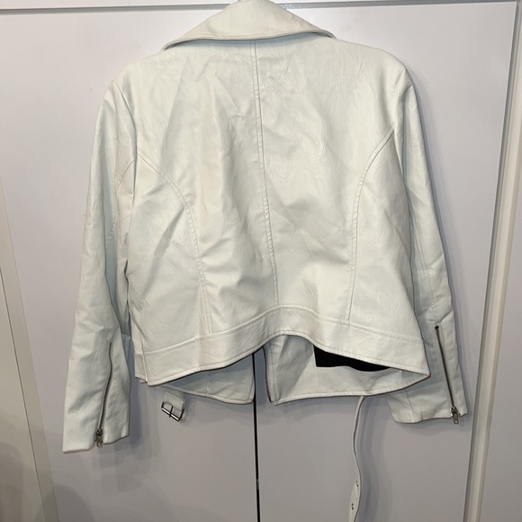 Premme White Faux Leather jacket - Picture 5 of 8